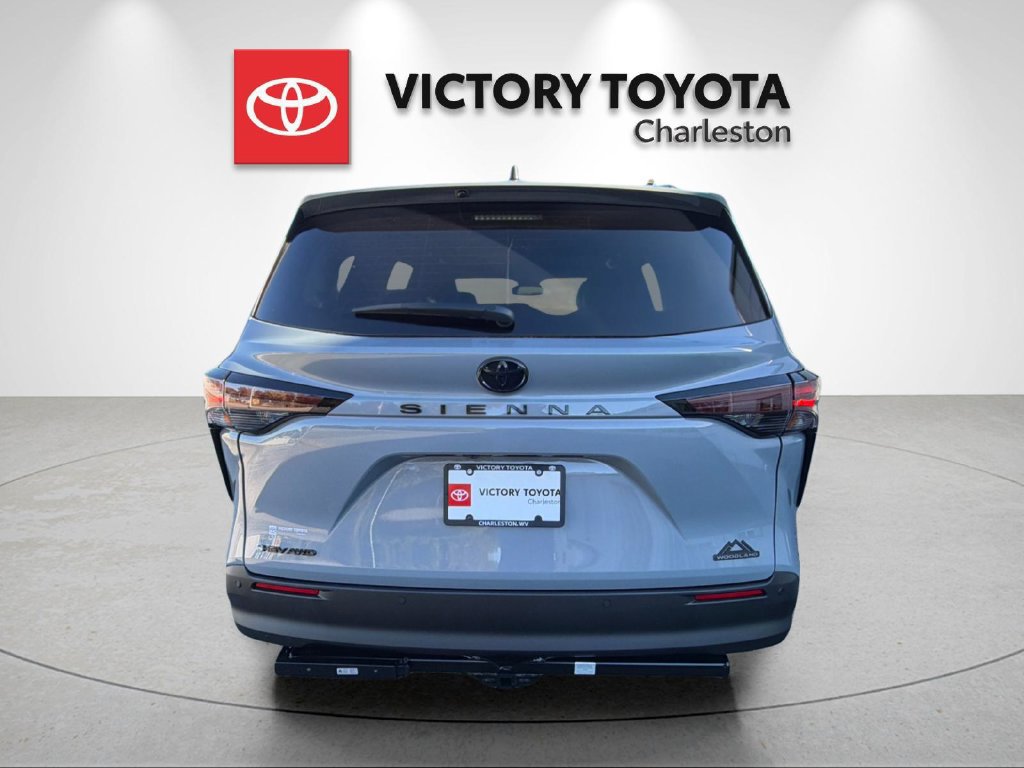 New 2026 Toyota Sienna XLE Woodland Edition AWD/4WD image 4