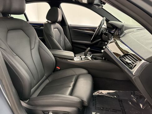 Used 2018 BMW 530e RWD image 24