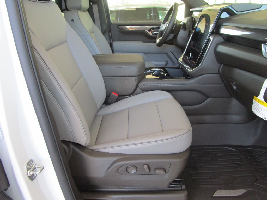 New 2026 GMC Yukon Elevation w/ Elevation Premium Package RWD image 26