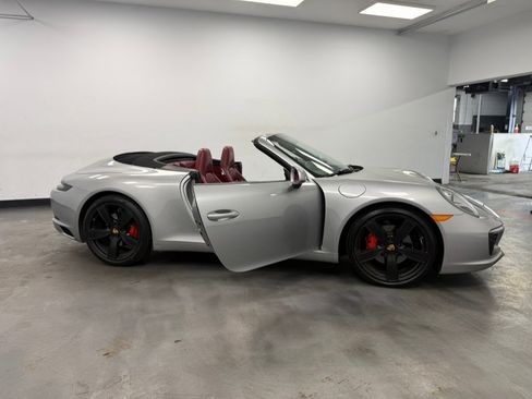 Used 2017 Porsche 911 Carrera image 39