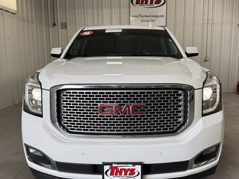 Used 2016 GMC Yukon XL Denali w/ Open Road Package AWD/4WD image 17