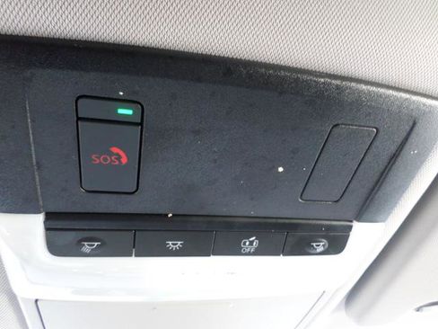 Used 2024 Mitsubishi Outlander SE image 25