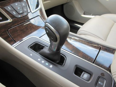 Certified 2014 Buick LaCrosse Leather FWD image 26