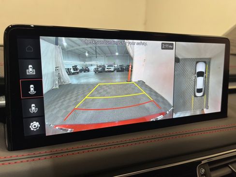 Used 2023 Genesis G70 3.3T w/ Sport Prestige Package image 7