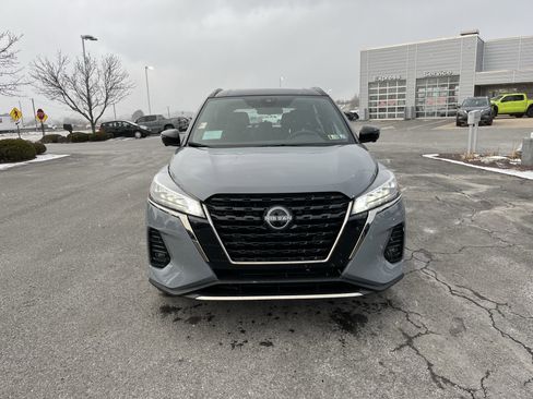 Used 2024 Nissan Kicks SR image 5