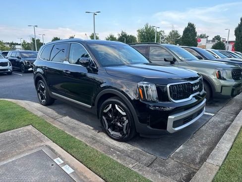 Certified 2024 Kia Telluride EX w/ EX Captain's Chair Package AWD/4WD image 6