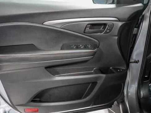 Used 2022 Honda Passport TrailSport image 21