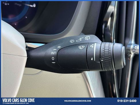 Certified 2025 Volvo XC60 T8 Plus AWD/4WD image 24