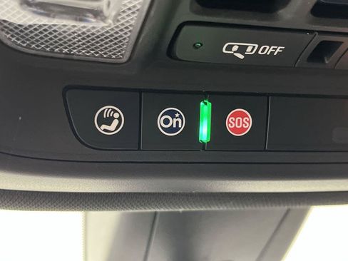 Used 2022 Chevrolet Traverse Premier w/ Redline Edition AWD/4WD image 34