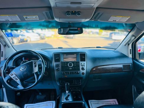 Used 2013 Nissan Armada SL image 16