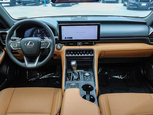 Used 2026 Lexus IS 350 F Sport RWD image 13