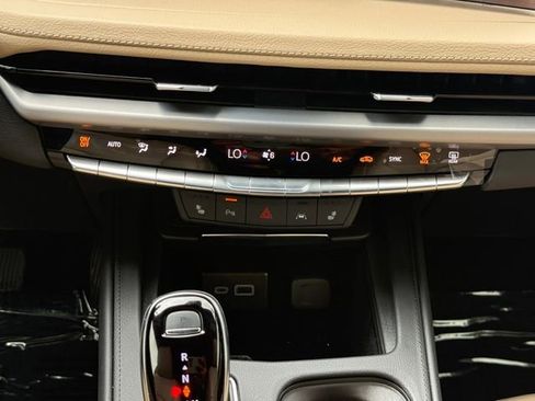 Certified 2025 Cadillac XT4 Premium Luxury w/ Cold Weather Package image 4