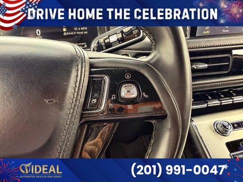Used 2023 Lincoln Aviator AWD image 27