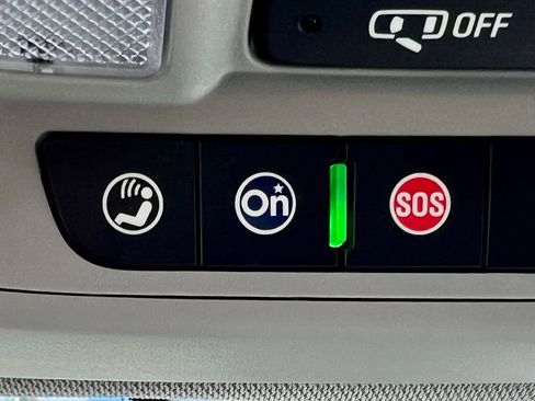 Used 2025 Chevrolet Blazer LT image 29