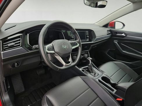 Used 2023 Volkswagen Jetta SE w/ Panoramic Sunroof Package FWD image 10