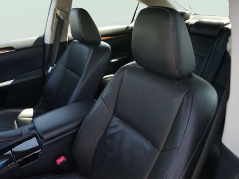 Used 2014 Lexus ES 350 w/ Luxury Package FWD image 10