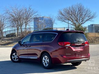 Used 2017 Chrysler Pacifica Touring-L Plus video 3