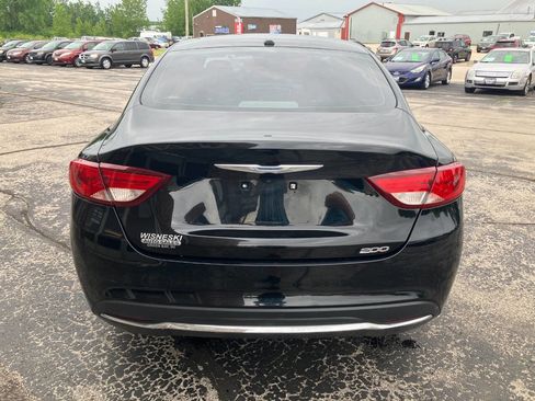 Used 2015 Chrysler 200 Limited w/ Convenience Group FWD image 4