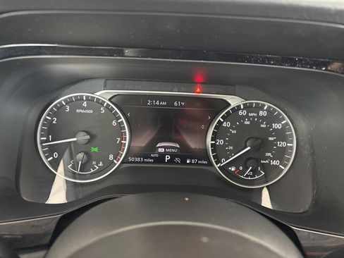 Used 2024 Nissan Pathfinder SV AWD/4WD image 14
