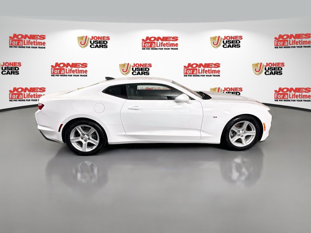 Used 2019 Chevrolet Camaro LT RWD image 16