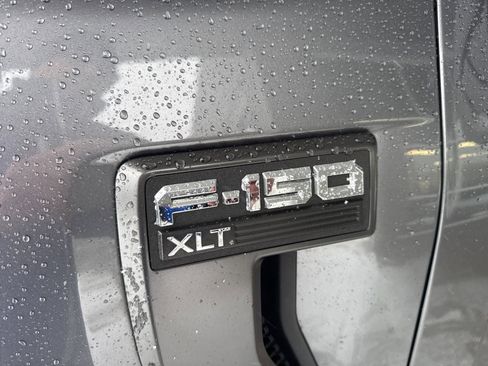 Certified 2022 Ford F150 XLT w/ Equipment Group 302A High image 14