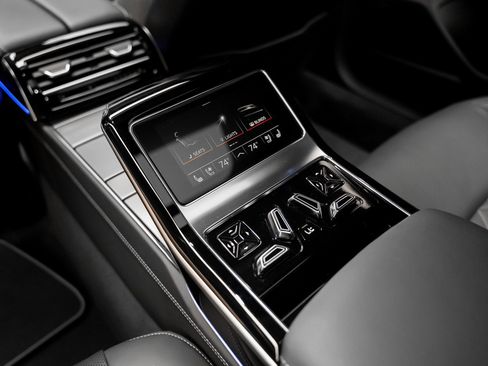Used 2024 Audi S8 image 46