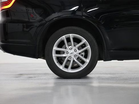 Used 2025 Dodge Durango GT AWD/4WD image 17