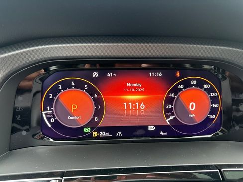 New 2026 Volkswagen Atlas Peak Edition image 8