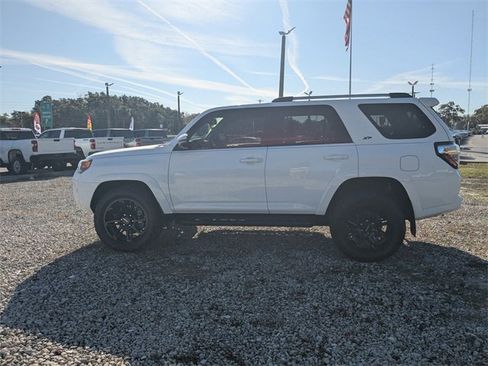 Used 2024 Toyota 4Runner SR5 Premium image 6