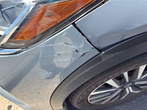 Certified 2023 Nissan Kicks SV FWD image 6