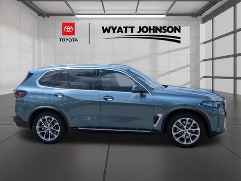 Used 2025 BMW X5 xDrive50e AWD/4WD image 7
