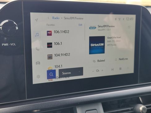 Certified 2025 Lexus UX 300h FWD image 22