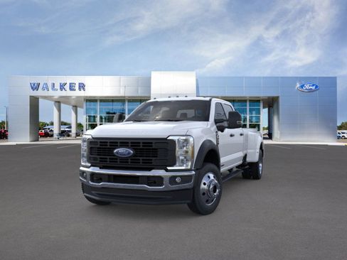 New 2026 Ford F450 XL w/ 360-Degree Camera Package AWD/4WD image 2