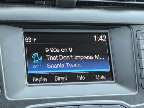 Used 2014 Ford Fusion SE w/ Equipment Group 201A image 24