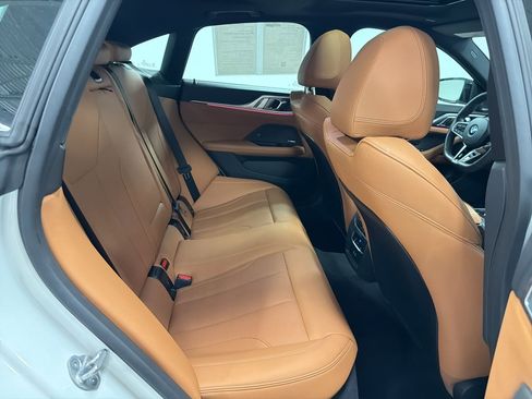 Certified 2025 BMW 430i xDrive w/ M Sport Package AWD/4WD image 30