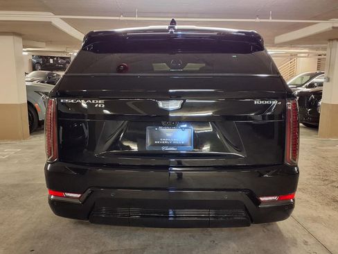 New 2026 Cadillac Escalade IQ Sport 1 AWD/4WD image 8