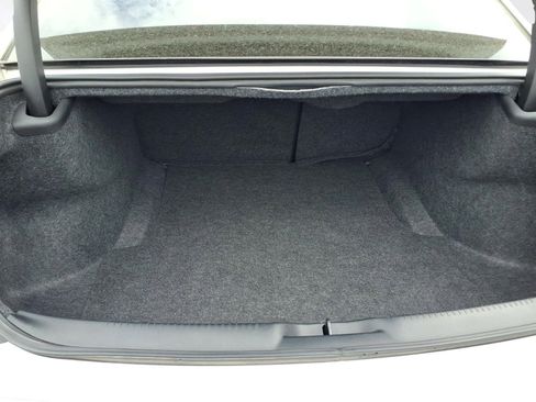 Used 2023 Chrysler 300 Touring RWD image 21