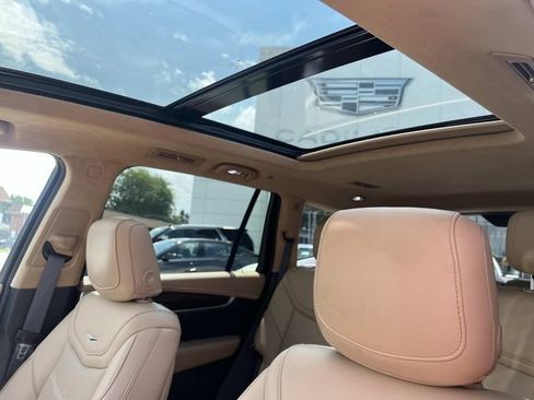 Certified 2024 Cadillac XT6 Sport w/ LPO, Onyx Lite Package AWD/4WD image 21