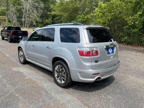 Used 2012 GMC Acadia Denali FWD image 3