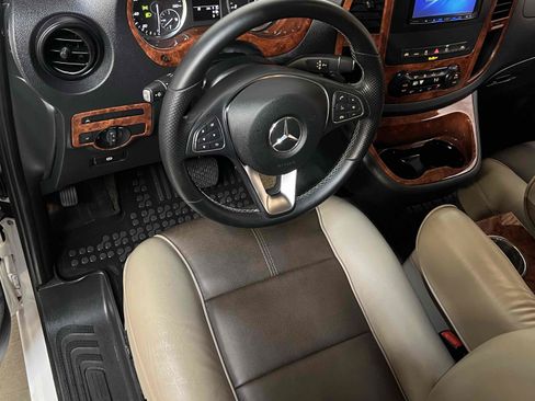 Used 2020 Mercedes-Benz Metris Passenger image 35