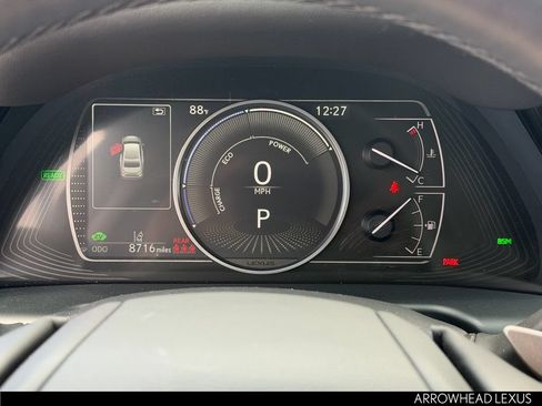Used 2025 Lexus ES 300h w/ Premium Package FWD image 37