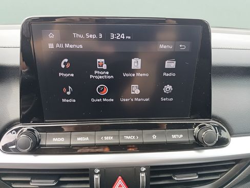 Used 2023 Kia Forte LXS w/ LXS Technology Package FWD image 17