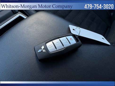 Used 2024 Mitsubishi Outlander FWD image 20