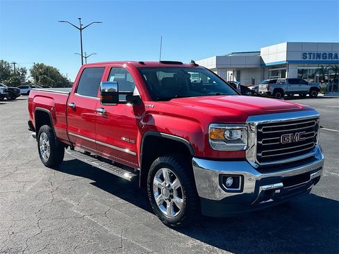 Used 2018 GMC Sierra 2500 SLT image 3