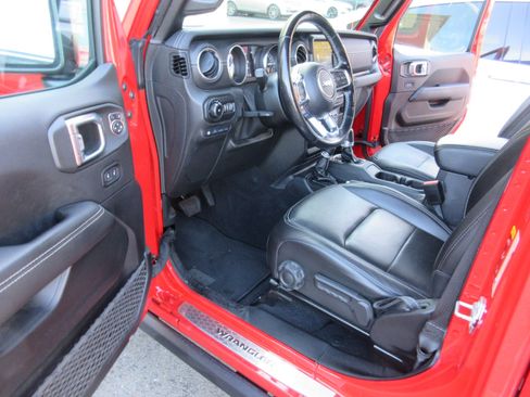 Used 2021 Jeep Wrangler Unlimited Sahara w/ Cold Weather Group image 6