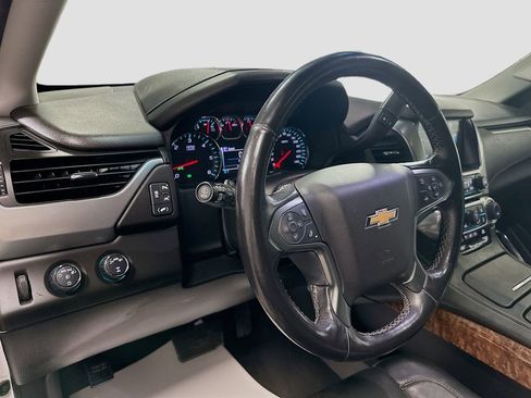 Used 2019 Chevrolet Tahoe Premier AWD/4WD image 10