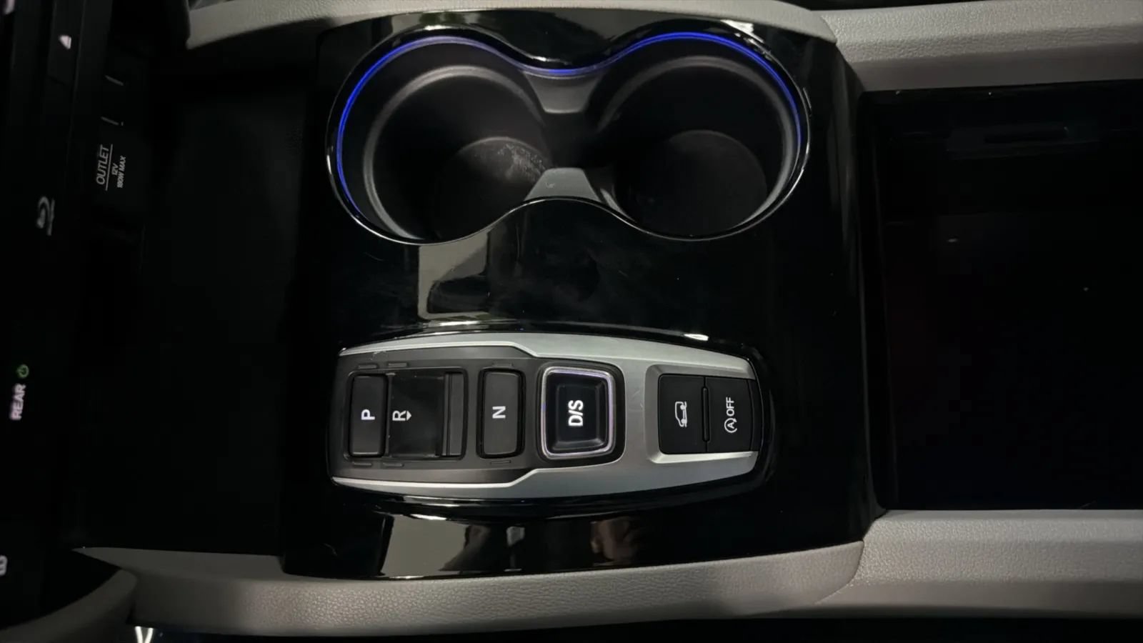 Used 2018 Honda Pilot Touring image 12