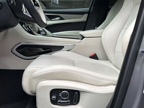 Used 2026 Jaguar F-PACE R-Dynamic S AWD/4WD image 5