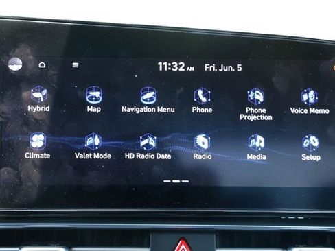 Certified 2021 Hyundai Elantra Limited w/ Cargo Package FWD image 13