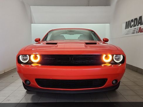 Used 2020 Dodge Challenger SXT w/ Plus Package image 3